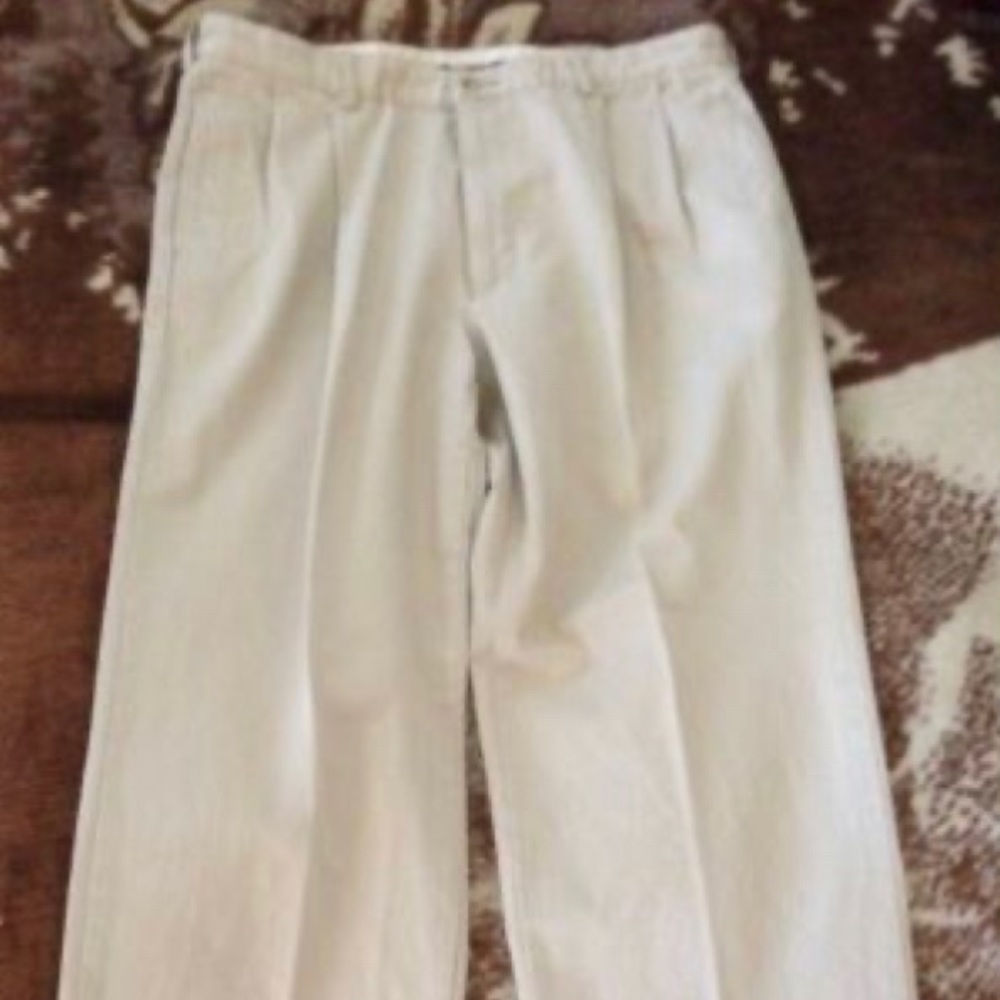 Khaki pants